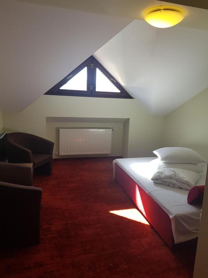 Pensiunea La Bella Vista Guest house 4*